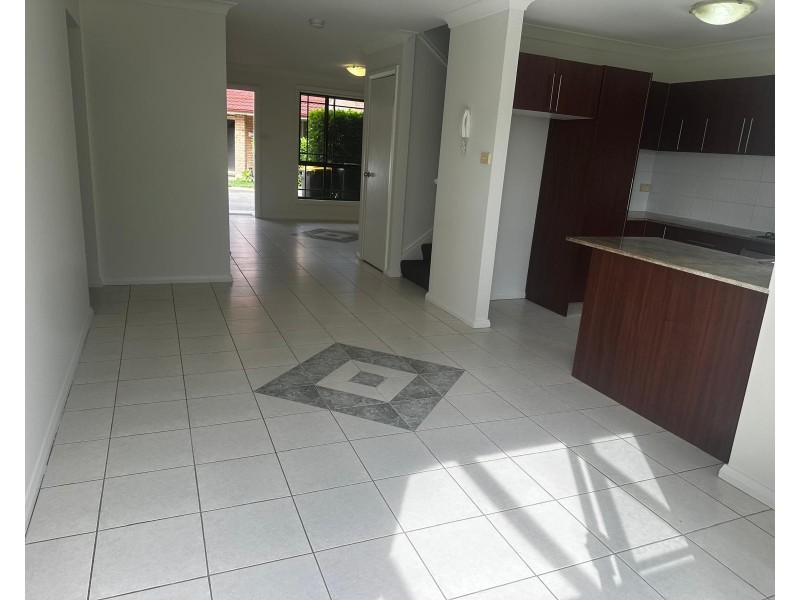 16/10 Yerona St, Prestons NSW 2170