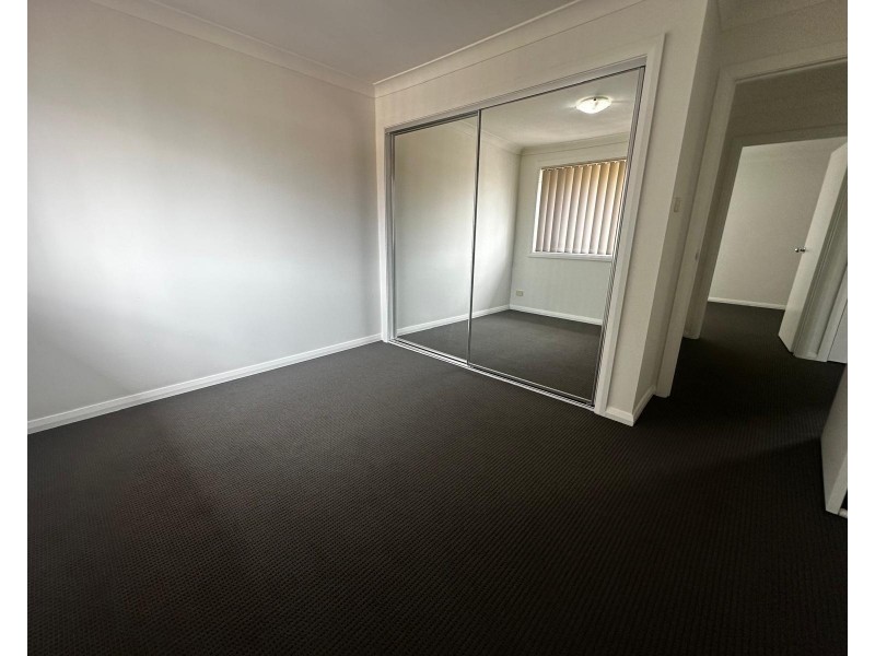 16/10 Yerona St, Prestons NSW 2170