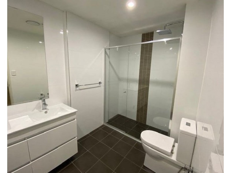18/42 Hoxton Park Rd, Liverpool NSW 2170