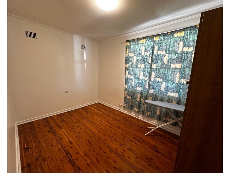 217 Hoxton Park Rd, Cartwright NSW 2168