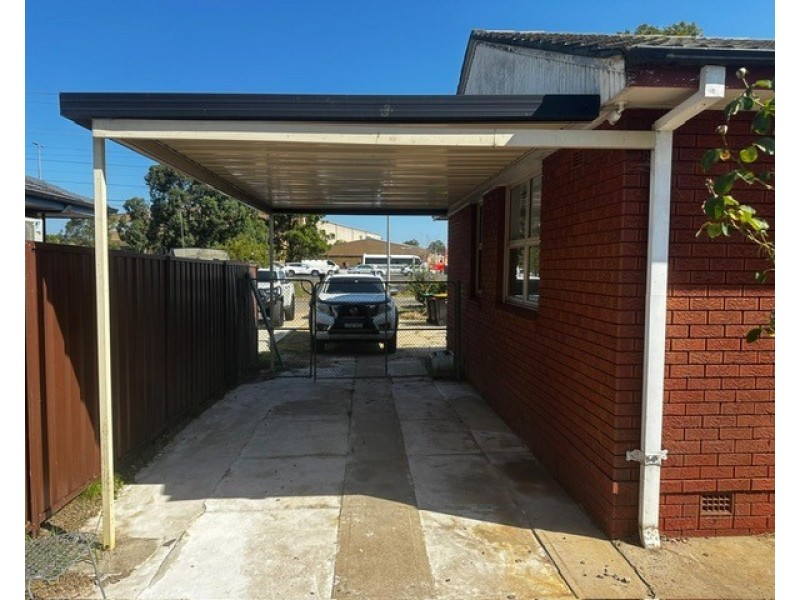 217 Hoxton Park Rd, Cartwright NSW 2168