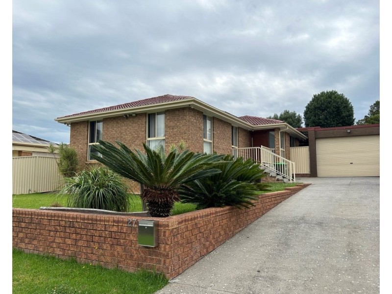 27 Duncansby Crescent, St Andrews NSW 2566