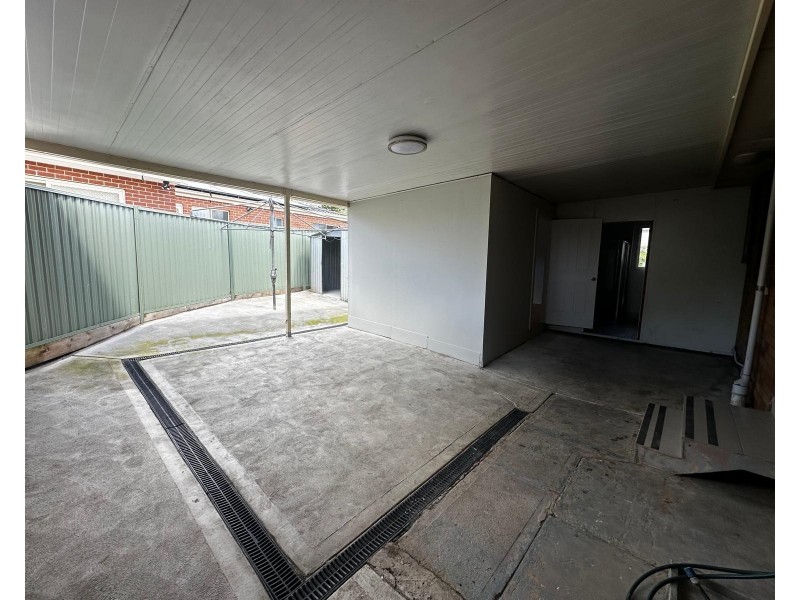 10A Karoola St, Busby NSW 2168