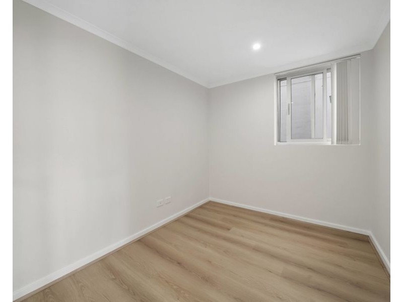 18/42 Hoxton Park Road, Liverpool NSW 2170