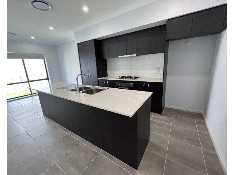 35 Biscuit St, Leppington NSW 2179