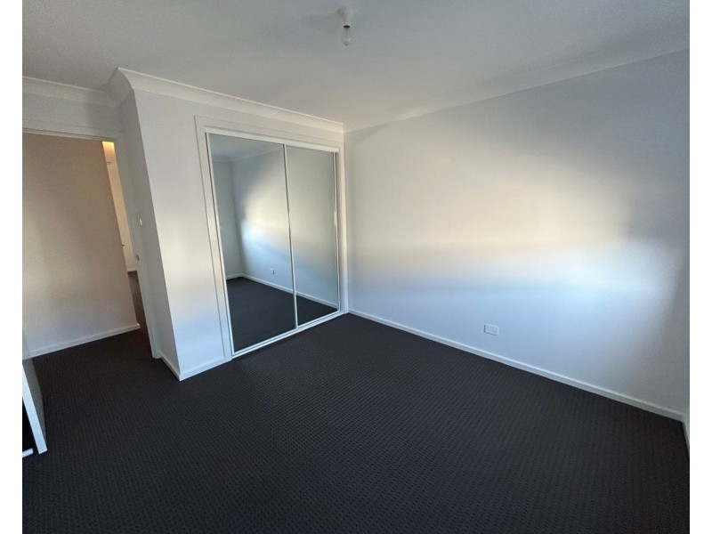 35 Biscuit St, Leppington NSW 2179