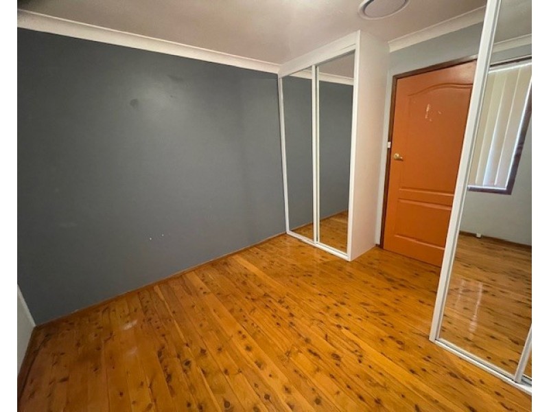 20 Ferrington Cres, Liverpool NSW 2170