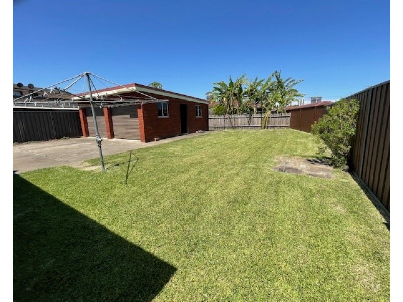 20 Ferrington Cres, Liverpool NSW 2170