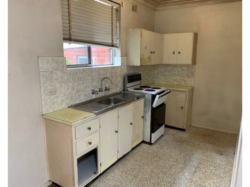 4/6 Drummond St, Warwick Farm NSW 2170