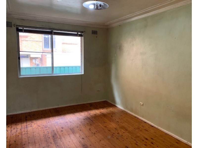 4/6 Drummond St, Warwick Farm NSW 2170