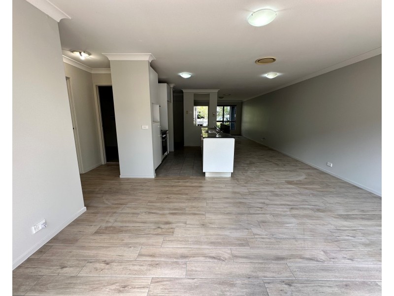 19 The Boulevarde, Holsworthy NSW 2173