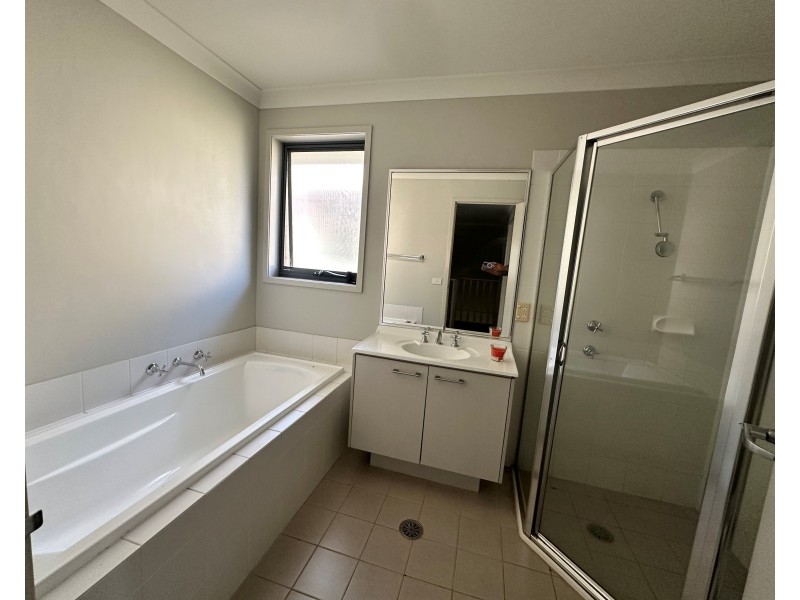 19 The Boulevarde, Holsworthy NSW 2173