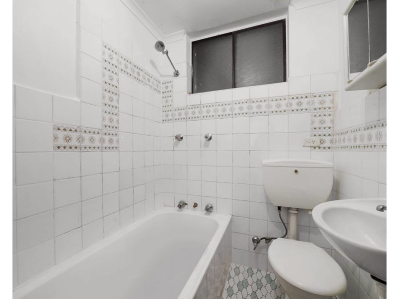 18 / 8-10 Goulburn, Liverpool NSW 2170