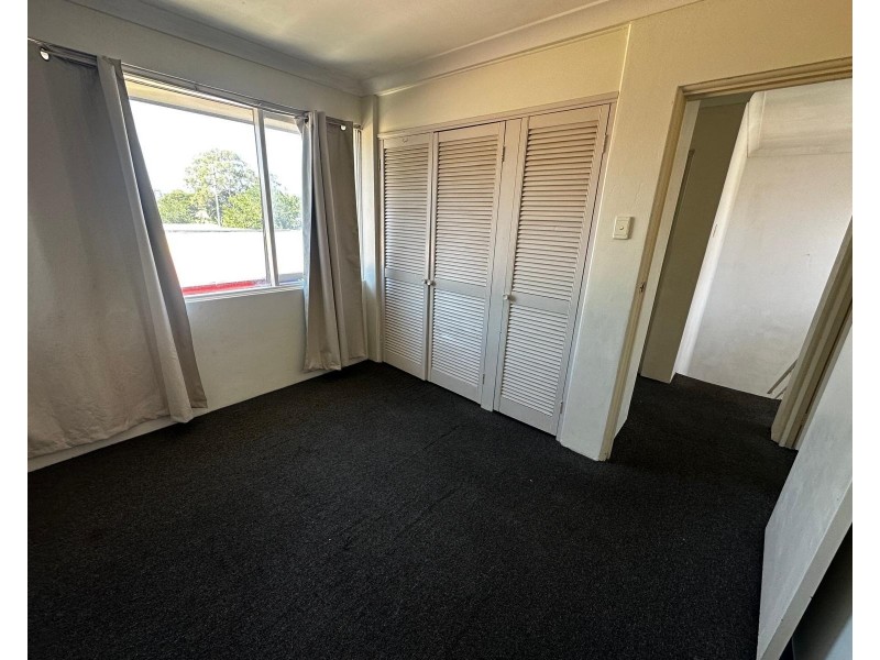 3/100 Hoxton Park Rd, Liverpool NSW 2170
