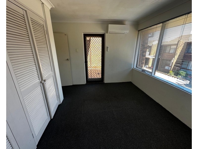 3/100 Hoxton Park Rd, Liverpool NSW 2170