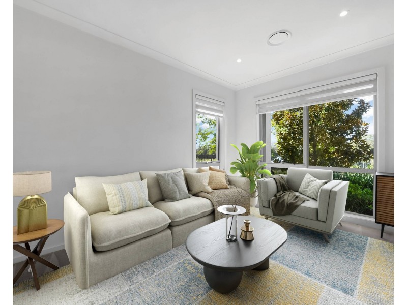 28 Hennessy Ave, Moorebank NSW 2170