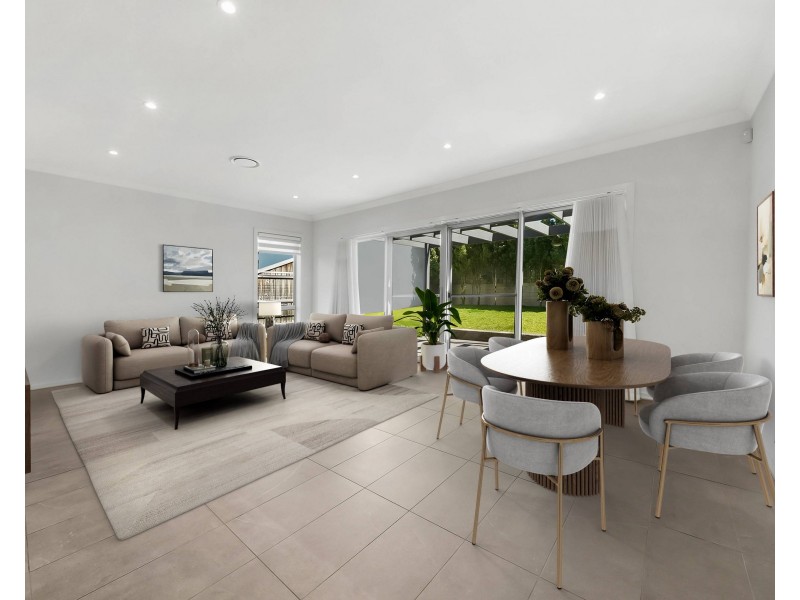 28 Hennessy Ave, Moorebank NSW 2170