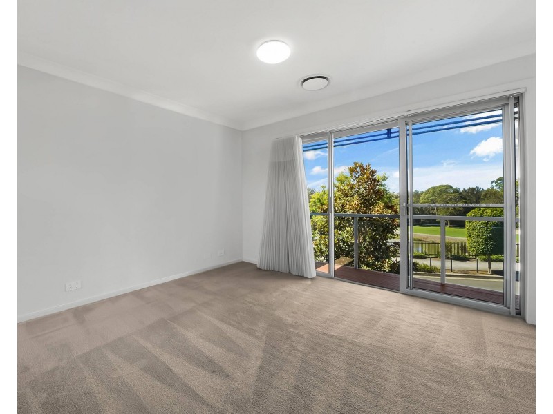28 Hennessy Ave, Moorebank NSW 2170