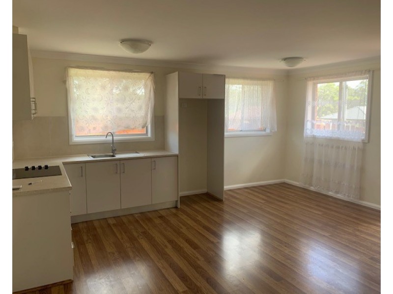 1a Oakwood Place, Busby NSW 2168