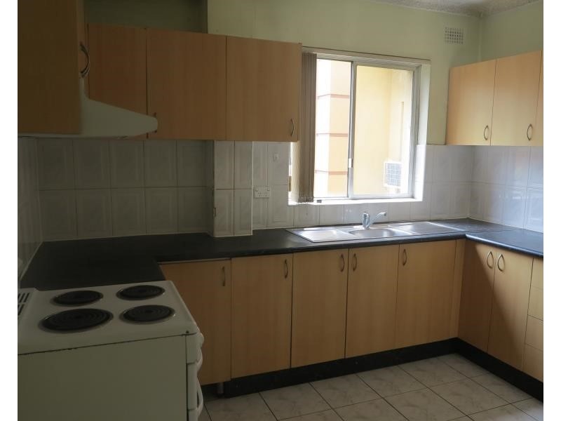 18/22 Nagle St, Liverpool NSW 2170