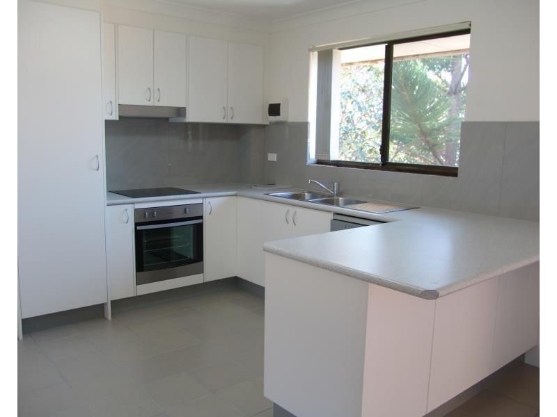4/15 Lachlan St, Warwick Farm NSW 2170
