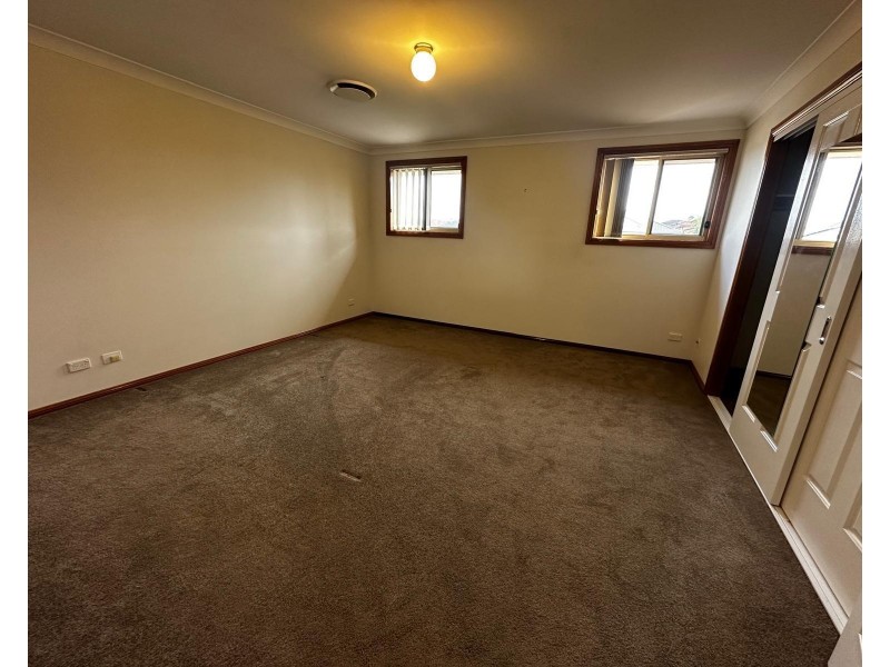 9 Coletta Pl, Prestons NSW 2170