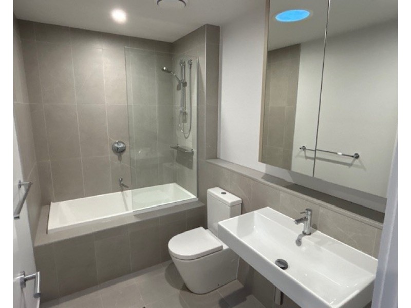 42 Willowdale Dr, Leppington NSW 2179
