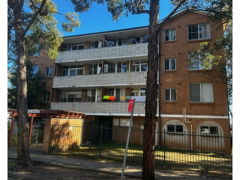 28/2 Beale St, Liverpool NSW 2170