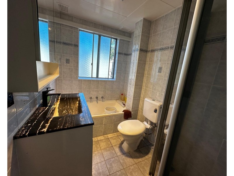 28/2 Beale St, Liverpool NSW 2170