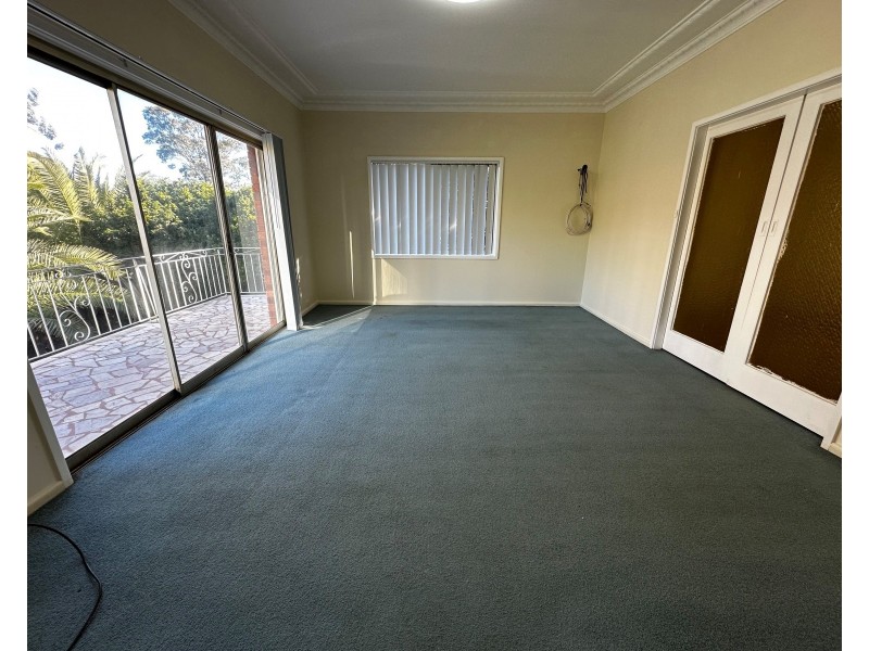 3 Bourke St, Liverpool NSW 2170