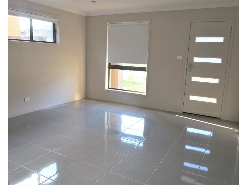9 Changsha Rd, Edmondson Park NSW 2174