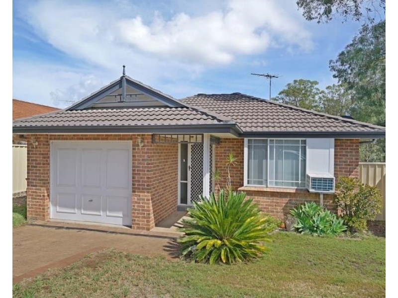 16 Bumbera St, Prestons NSW 2170