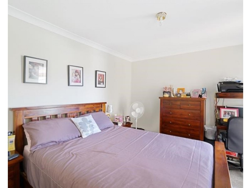 16 Bumbera St, Prestons NSW 2170