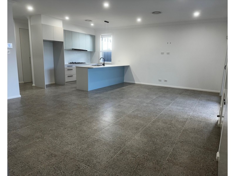 27 Vines Way, Catherine Field NSW 2557