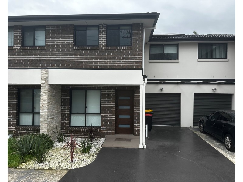 3/283 Newbridge Rd, Moorebank NSW 2170