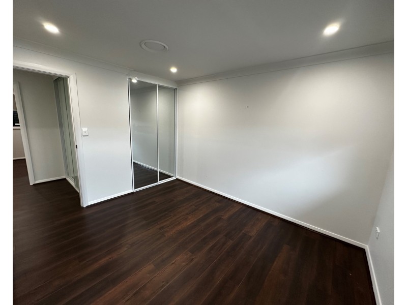 3/283 Newbridge Rd, Moorebank NSW 2170