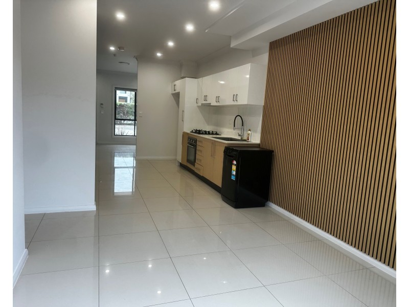 3/283 Newbridge Rd, Moorebank NSW 2170