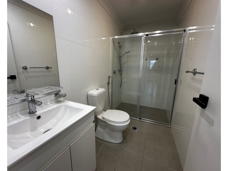 3/283 Newbridge Rd, Moorebank NSW 2170