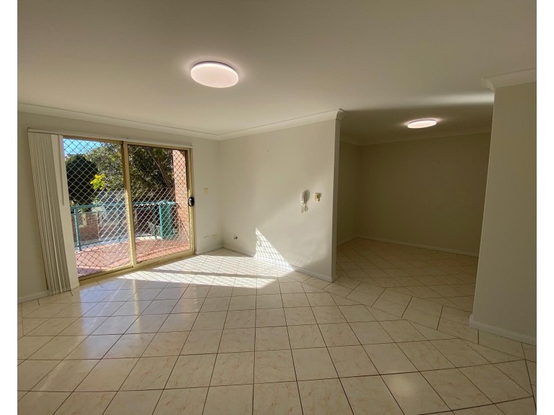 23/1 Rickard Rd, Bankstown NSW 2200