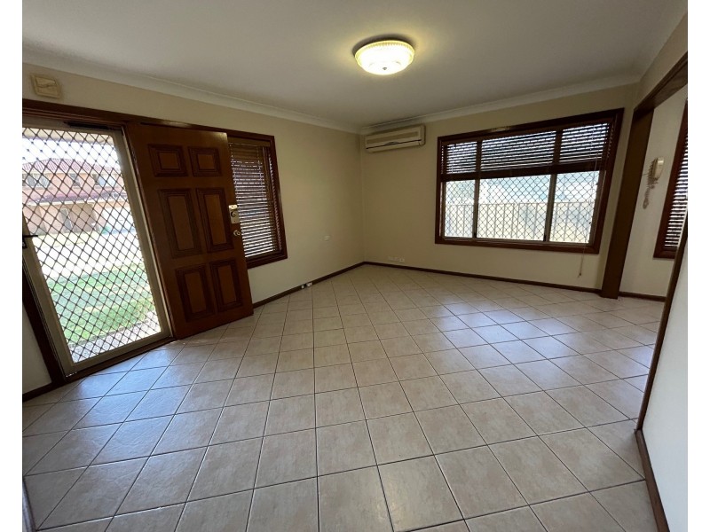 27 Mary Cres, Liverpool NSW 2170