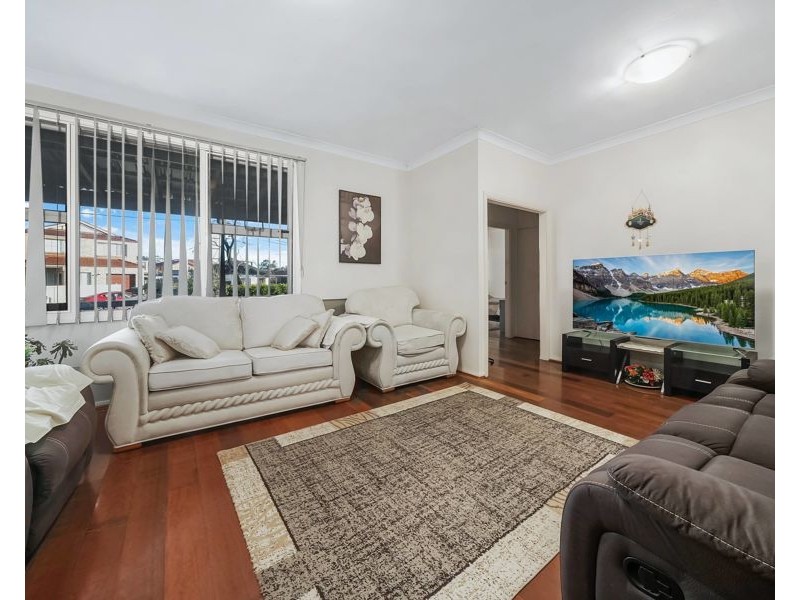 85 Graham Avenue, Lurnea NSW 2170