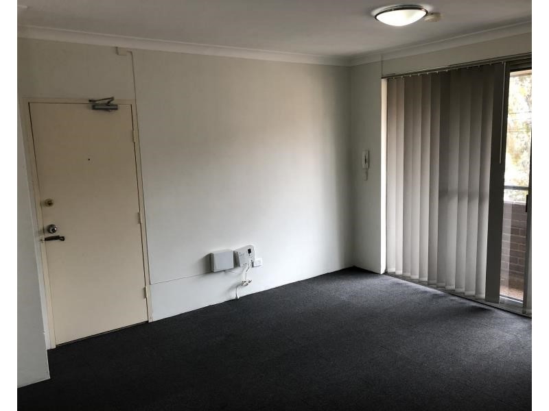 35/20-22 Speed St, Liverpool NSW 2170