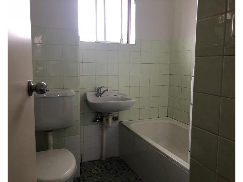 35/20-22 Speed St, Liverpool NSW 2170