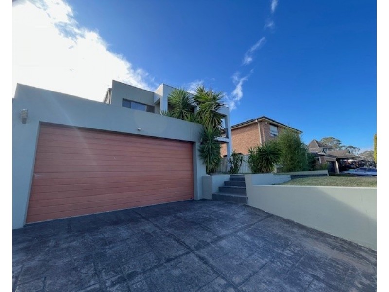 10 Batehaven Cl, Prestons NSW 2170