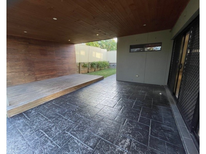 10 Batehaven Cl, Prestons NSW 2170