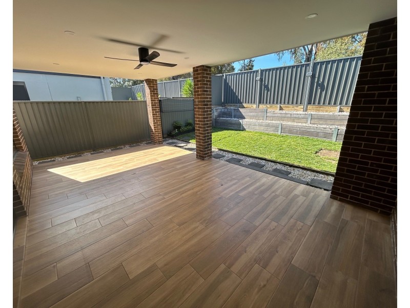 35a Maidenhair Ave, Denham Court NSW 2565