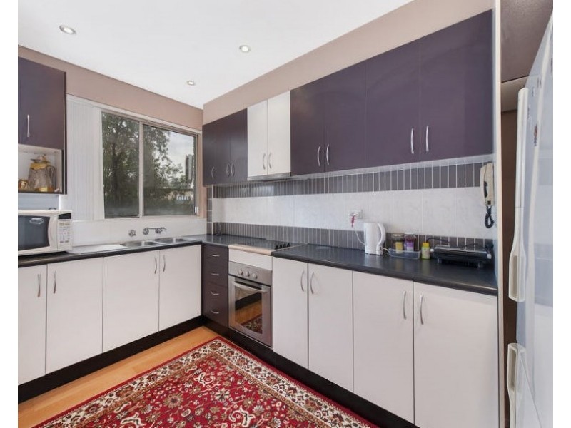 4/1 Charles St, Liverpool NSW 2170