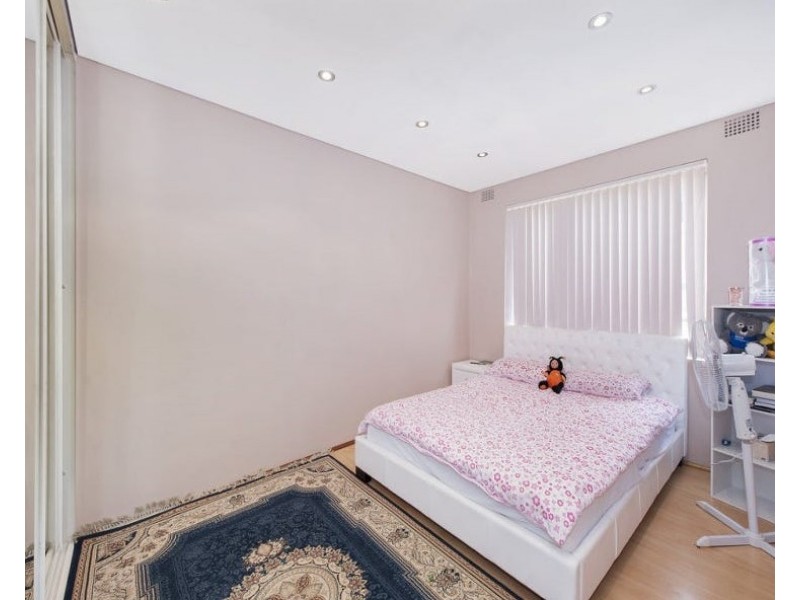 4/1 Charles St, Liverpool NSW 2170