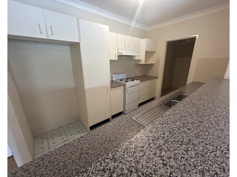 21/211 Mead Pl, Chipping Norton NSW 2170