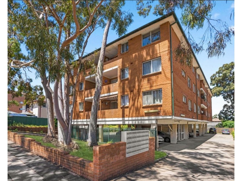 21/52-54 Speed St, Liverpool NSW 2170